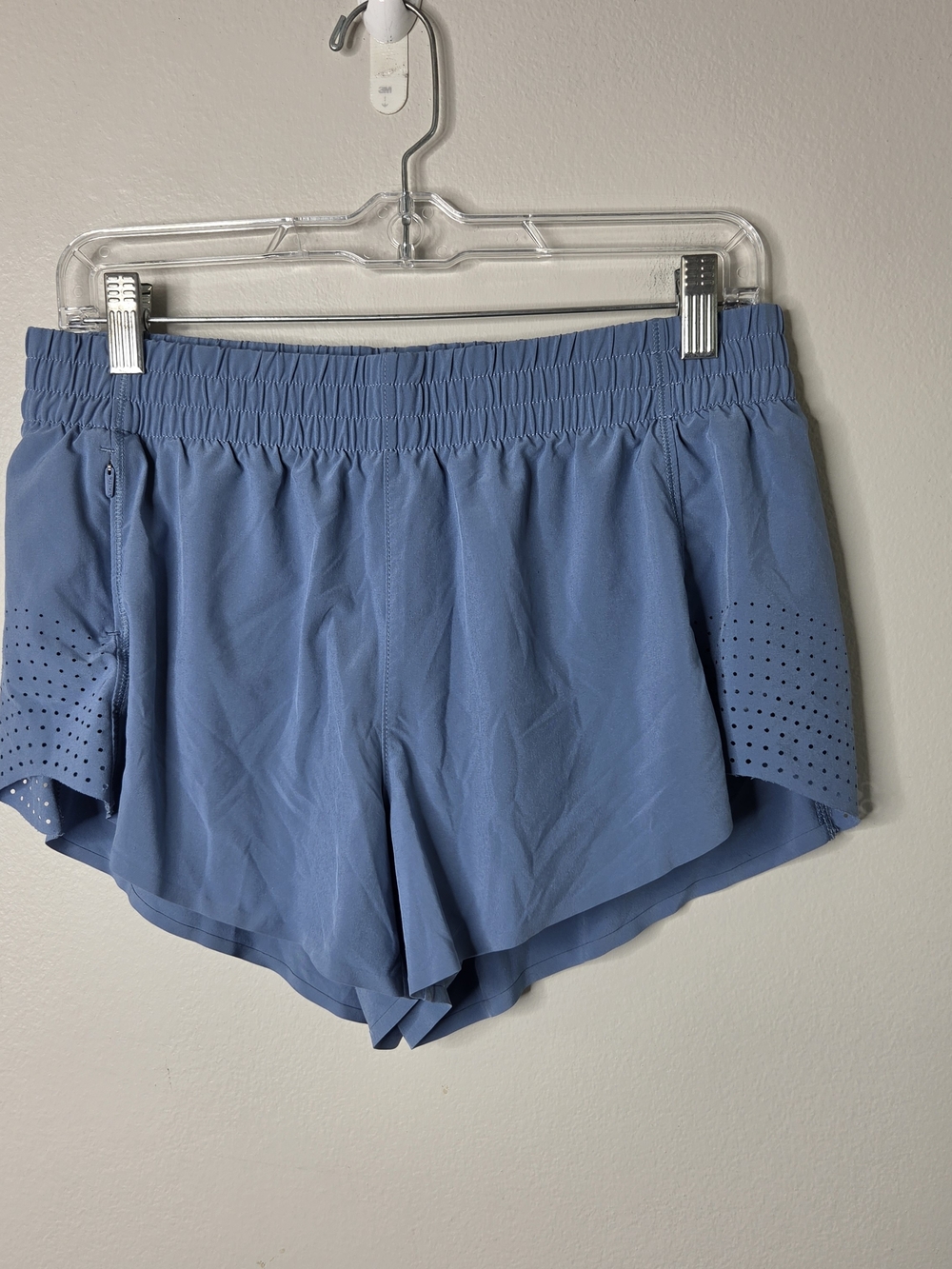 Athleta Hustle 3" Shorts